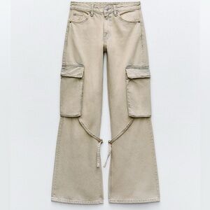 Zara Cargo Midrise TRF Cargo Jeans